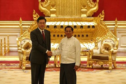 陸外長秦剛會緬甸軍政府領袖　喊話尊重主權支持緬甸政治轉型