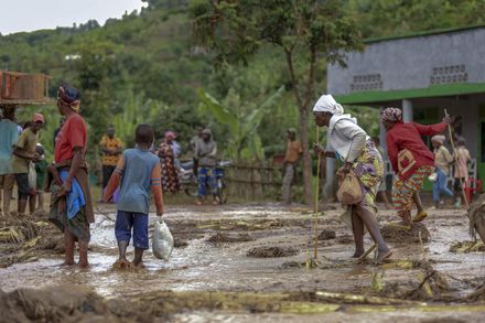 影/暴雨釀土石流！盧安達洪水成災　至少109人死亡