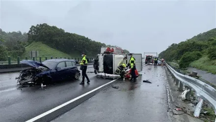 死神躲不過！母抱5歲女站路肩雙遭撞亡　駕駛判決結果出爐