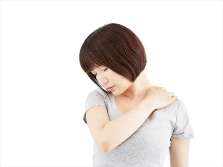 眩暈、頭痛、眼睛發紅恐是「胸鎖乳突肌症候群」3招頸部放鬆舒緩疼痛