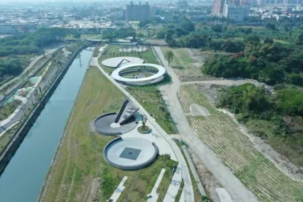 噁心！屏東縣民公園驚見「遛鳥俠」遊蕩　民眾看傻眼直呼嚇壞孩童