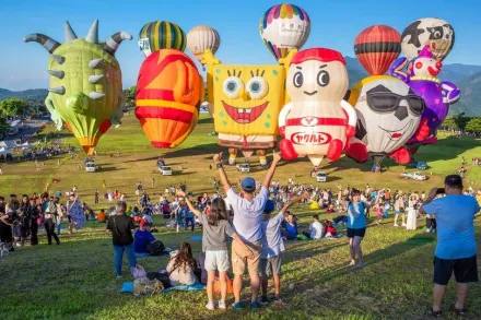 暑趣玩/為期2個月！台東熱氣球嘉年華　光雕秀、700架無人機表演