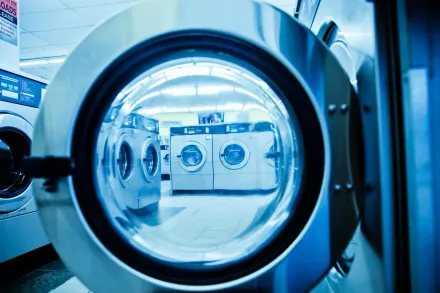 洗衣機用完關或不關蓋子？兩派激戰　專家解答：等晾乾在關
