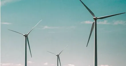 台電創下發電佳績！風電單週狂飆1.35億度　每5度就有1度綠電