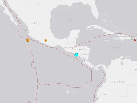 影/薩爾瓦多附近海域6.5強震　太平洋沿岸天搖地動民眾嚇壞