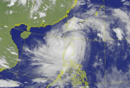 杜蘇芮動向/颱風發威！氣象局發布最新警報「海陸警戒區域出爐」