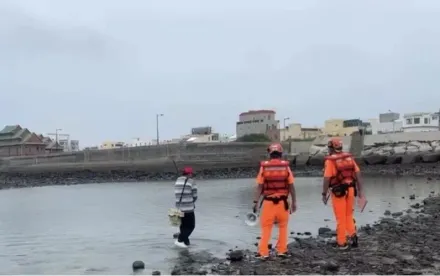 杜蘇芮災情/颱風天釣魚！澎湖男被7米高浪捲走撞礁岩　爆頭噴血