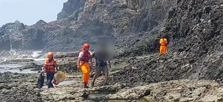 綠島藍洞水中拍照遭大浪捲走　女傷勢過重今晨宣告不治