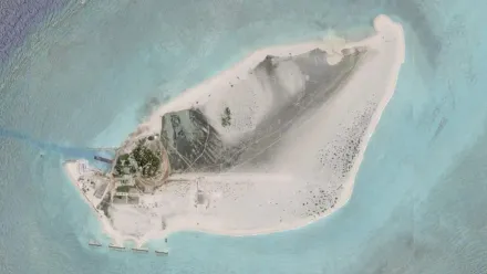衛星曝光！陸南海西沙中建島疑建跑道　料可部署無人機