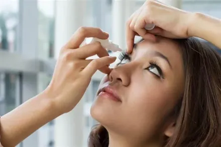 日本必買「眼藥水」一點就消除血絲！藥師警告：千萬別常用