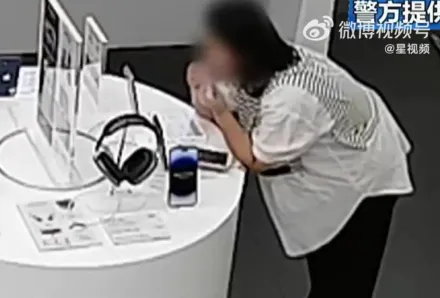 嫌iPhone太貴又想要！陸婦人竟用「鐵齒」啃斷防盜線…店家傻眼