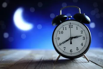 早睡早起真的會「身體好」！研究證實：提早2小時睡覺可降低憂鬱、壓力指數