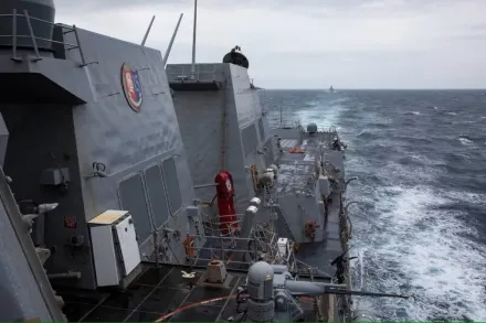 美加軍艦經台灣海峽　展現自由開放印太承諾