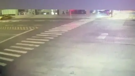 影/撞擊影像曝！台南小黃高速撞橋墩卡車內　警消驚險救援