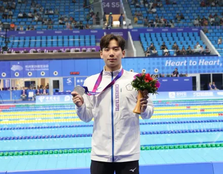 泳協提報巴黎奧運參賽名單　「台灣蝶王」王冠閎、韓安齊入列