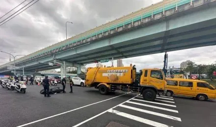 快訊/板橋垃圾車碰撞同向機車！男騎士遭輾重傷身亡