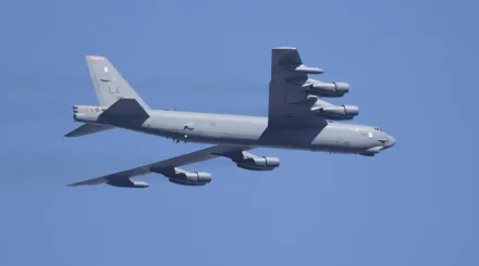 美軍指控解放軍機「危險攔截」B-52轟炸機　兩機僅距3公尺險相撞