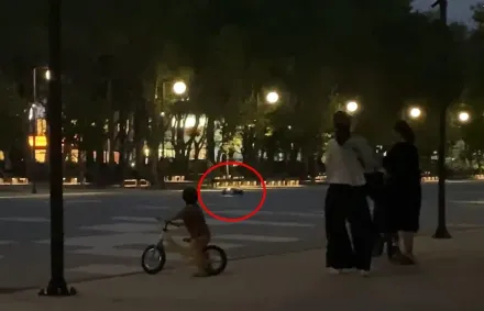 影/新竹孔廟廣場「高速遙控車」亂衝！孩童嬉戲險象生　竟無法可罰