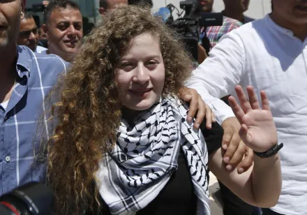 以巴開戰/以色列逮捕「巴勒斯坦聖女貞德」塔米米　稱她煽動暴力和恐怖主義行為