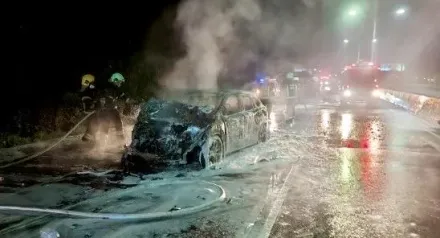 屏鵝公路3車追撞1車陷火海「燒成骨架」　3人受傷送醫