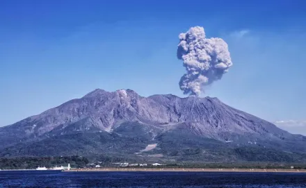 快訊/又是日本！鹿兒島半夜火山噴發　氣象廳無預警發「噴火速報」