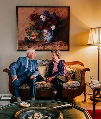 結縭70年！荷蘭93歲前首相夫婦不堪重病纏身　攜手接受安樂死