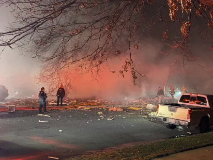 影/美維吉尼亞州民宅大爆炸　1消防員殉職11人受傷送醫