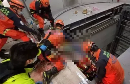 快訊/新北工地升降梯「突急墜B3」！33歲工人爆噴腦漿當場死亡