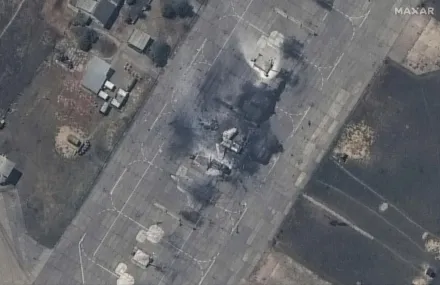 烏克蘭發動大規模無人機攻擊　俄國空軍基地遭炸