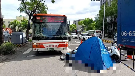 快訊/潭子爺載孫女上學被公車撞　下秒聯結車輾過爆頭亡