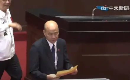 影/覆議案韓國瑜投票惹綠不滿　侯漢廷：他要站在立院角度回應行政院