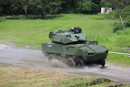 獵豹計畫成果　105公厘輪型戰車具備行進間射擊能力