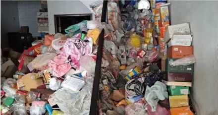 動員百人大掃除！台南恐怖屋「清出20噸垃圾」　區長曝清運費用