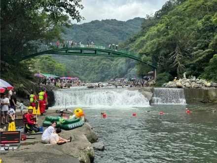 夏季戲水要注意！大豹溪11處設救生員　遊玩需遵守安全規範