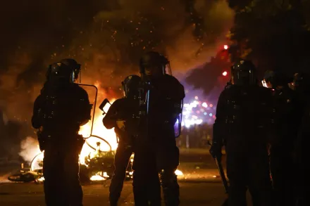 影/法國國會選舉結果跌破眾人眼鏡　街頭爆發暴力示威衝突