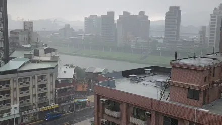別縣市早宣布放颱風假！他困惑「北市為何拖到8點」　網點關鍵原因