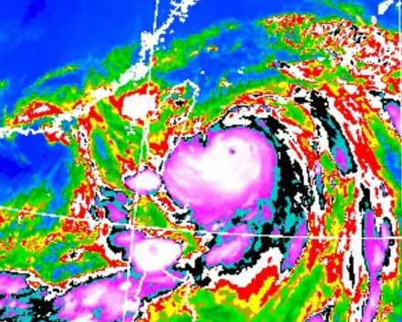 凱米開眼「強度直逼強颱」　氣象粉專：3股勢力衝擊台灣