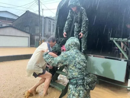 凱米颱風重創南部　第8軍團積極協助救災