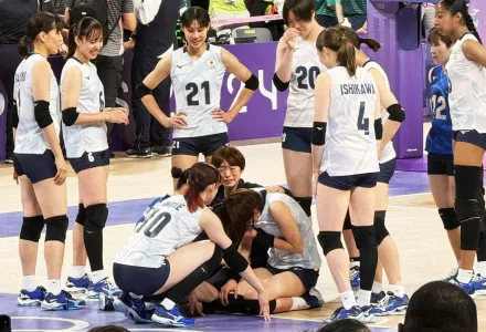 賽後跪地爆哭...日本女排隊長奧運最後一舞　出線希望渺茫