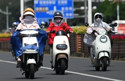 5天76人中暑送醫！陸氣象台發布「全國燜蒸地圖」　深圳均溫破31°C