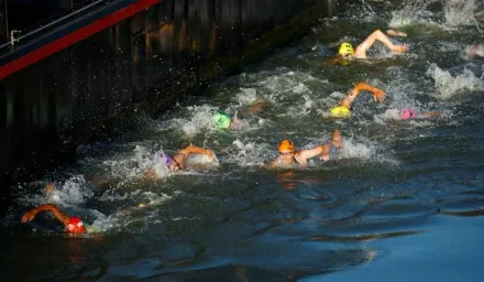 塞納河水質再受質疑！瑞典選手退出10km馬拉松游泳賽