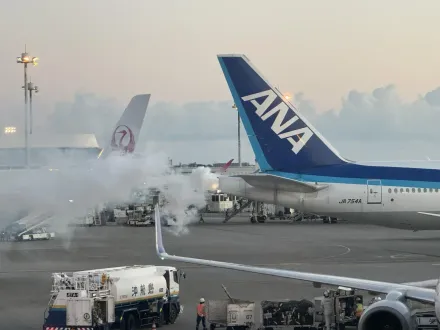 快訊/波音又出包！全日空「飛機狂冒煙」　驚險畫面曝光