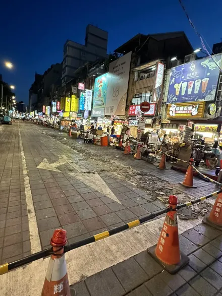 饕客再等等！寧夏夜市磚面翻修　9月起僅剩1/4攤商