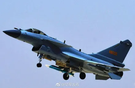 陸戰機首次銷往非洲！外媒：埃及將大量採購陸「殲-10C」取代現役F-16