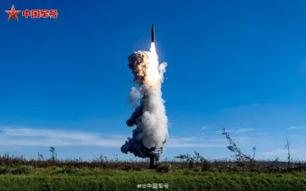 陸發佈洲際導彈發射現場高清照　型號曝光！是「核武王牌」東風-31AG