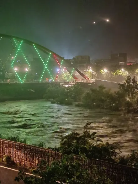 快訊/山陀兒雨彈開轟基隆河暴漲！基隆4區發2級淹水警戒　新北瑞芳1級淹水警戒