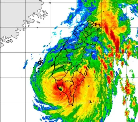 台南風強雨驟！山陀兒沿西半部北上　南高屏首當其衝