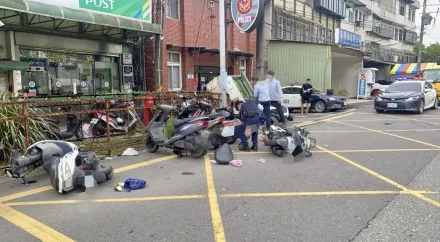 影/警局前砰一聲！三峽小開失眠駕BMW連撞6車　路人噴飛喪命