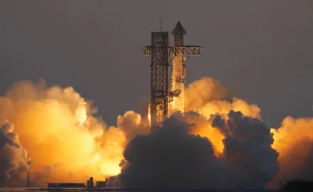 SpaceX星艦火箭成功完成第5次發射任務　NASA局長道喜：離登月更進一步