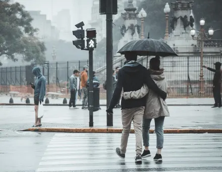 快訊/下班注意！北台灣雨區擴大　3縣市發布大雨特報